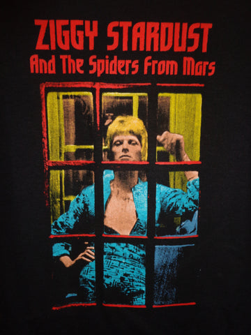 Ziggy Stardust and The Spiders From Mars T-Shirt telephone booth