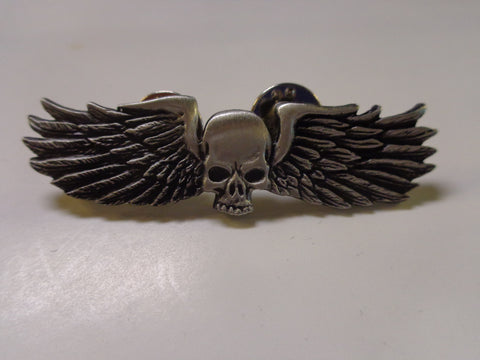 winged skull heavy pewter pin
